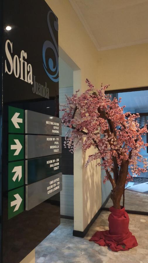 Hotel Sofia Juanda Surabaya Sidoarjo Exterior photo